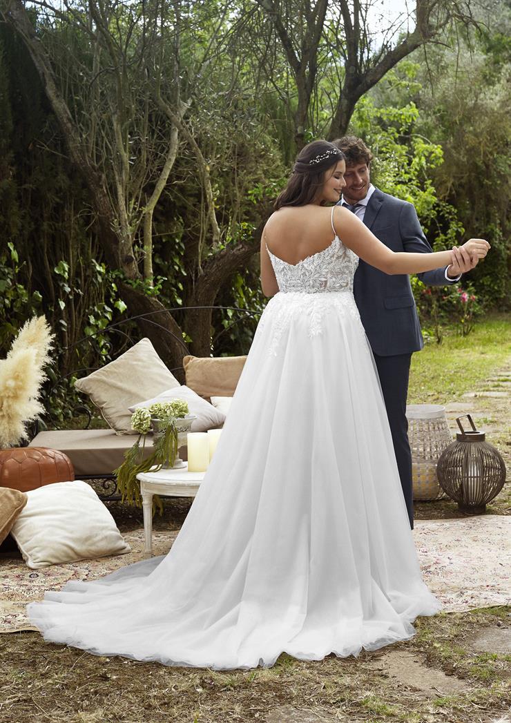 Pronovias Snehea