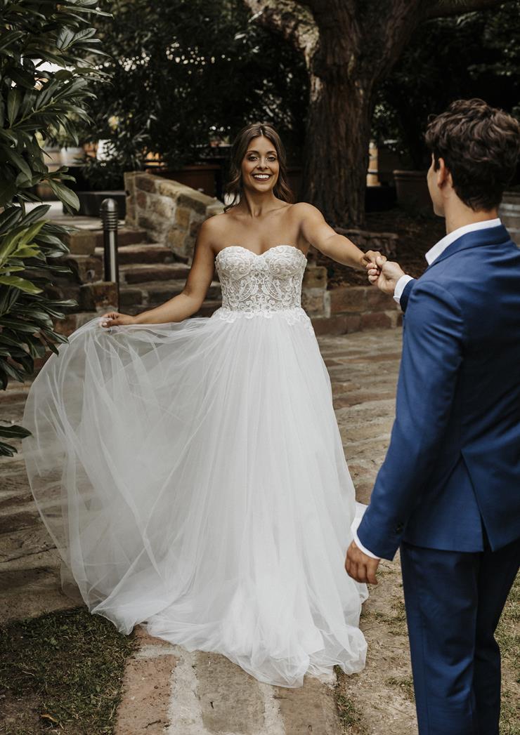 Pronovias ENCHANTMENT
