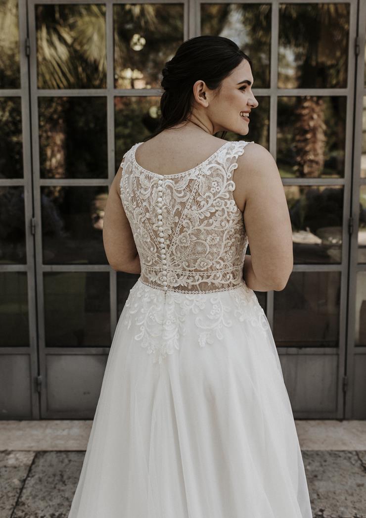 Pronovias INNOCENCE