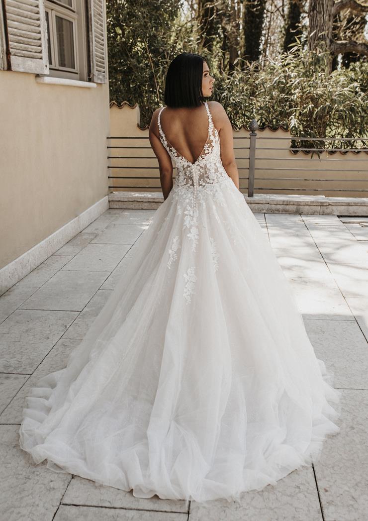 Pronovias MAGNIFICENCE