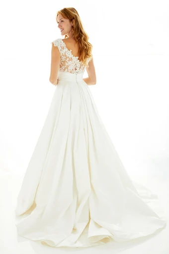 Lea-Ann Belter Style #Clio #5 backface vertical thumbnail