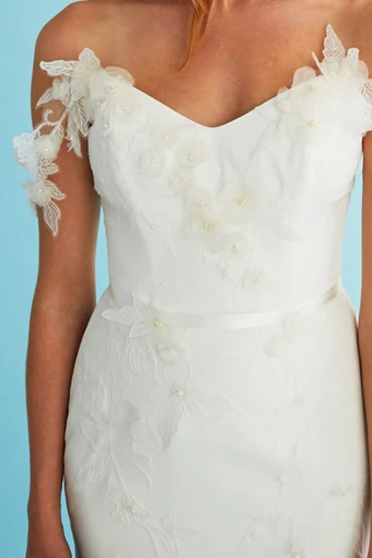 Lea-Ann Belter Style #Ezra #4 vertical thumbnail