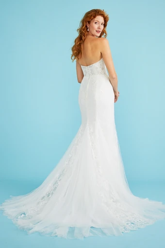 Lea-Ann Belter Style #Serena #8 default backface vertical thumbnail