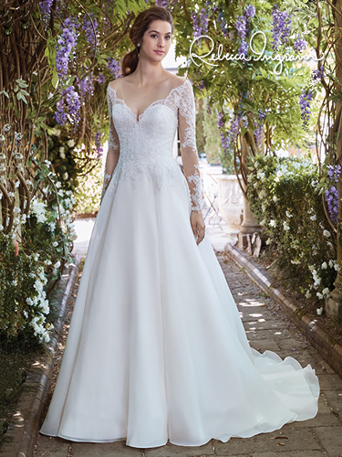 Wedding Dresses in Lansing, MI