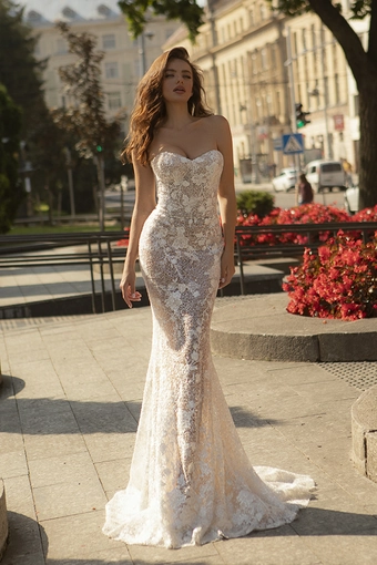 Oksana Mukha Iness #0 default vertical thumbnail
