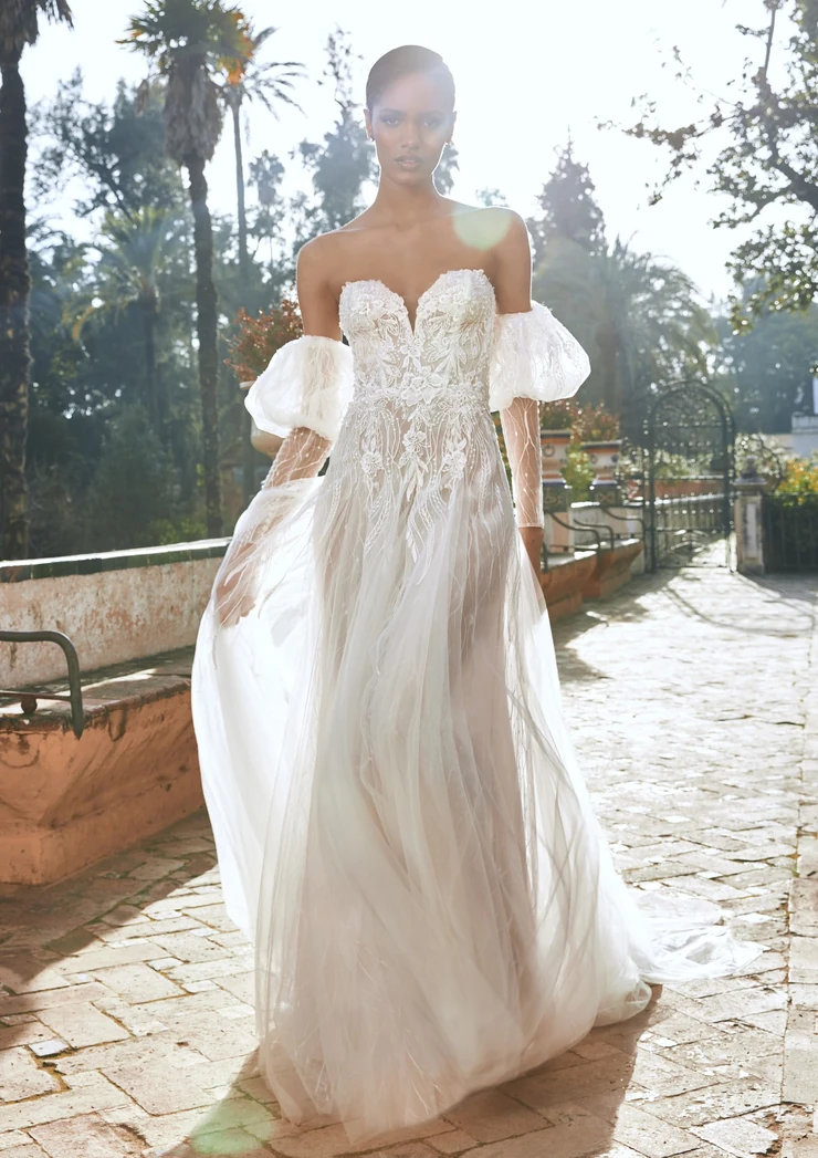 【美品】gugma by white one pronovias 2023 GUGMA | Mermaid wedding dress with bateau neckline | White One