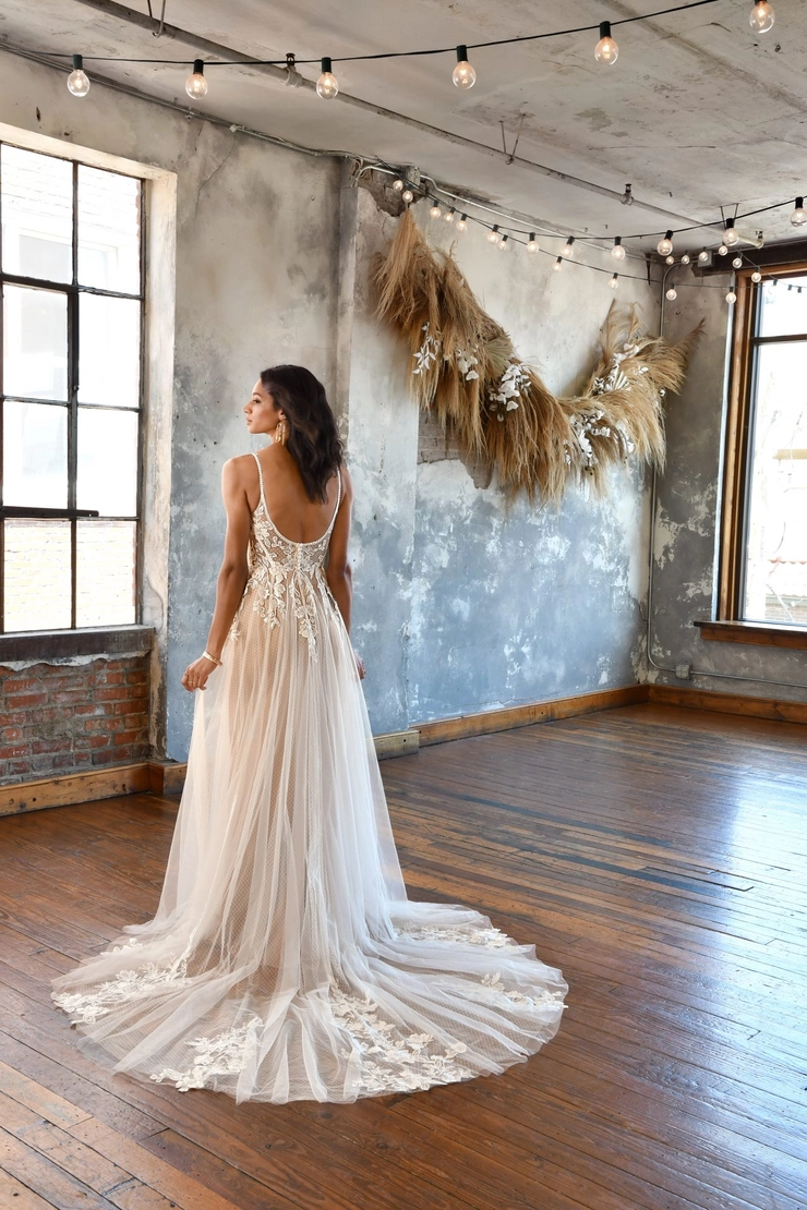 All Who Wander North #8 backface vertical picture