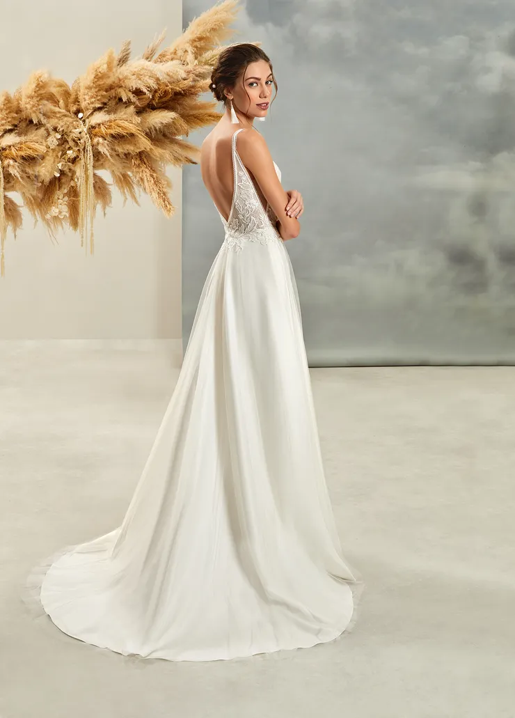 Demetrios Style #L1033 #2 vertical picture