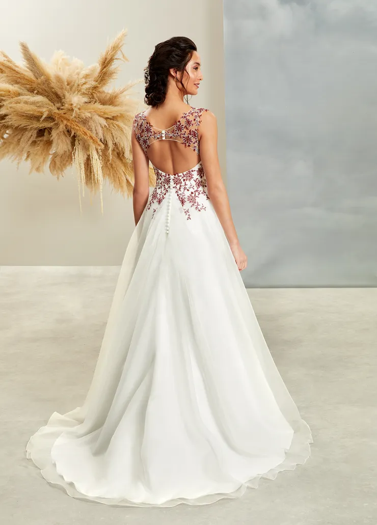 Demetrios Style #L1043 #1 vertical picture