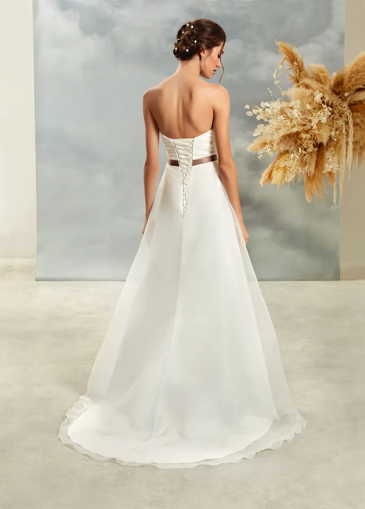Demetrios Style #L1044 #3 vertical picture