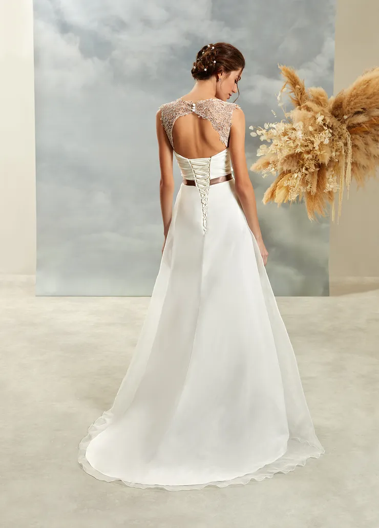 Demetrios Style #L1044 #1 vertical picture