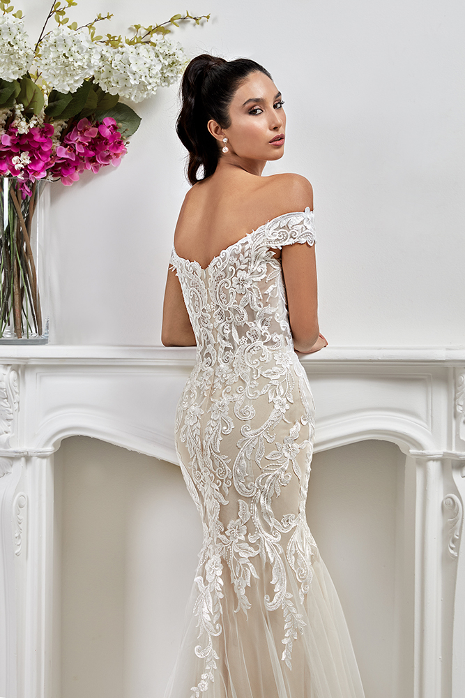 Demetrios Style #8091 #2 vertical picture