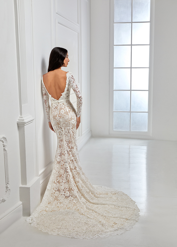 Demetrios Style #8097 #3 vertical picture