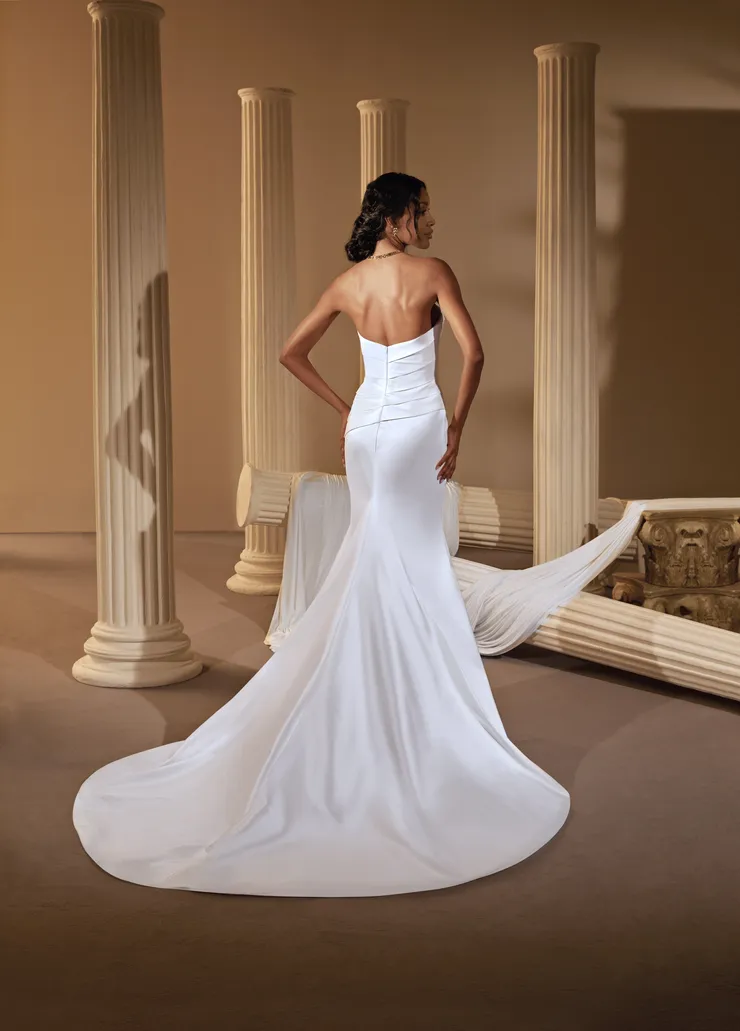 Demetrios Style #1167 #1 vertical picture