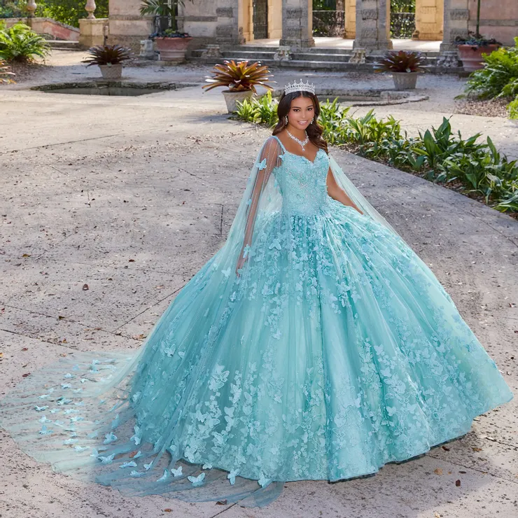 Princesa by Ariana Vara | Esmeralda's Bridal & Quinceanera