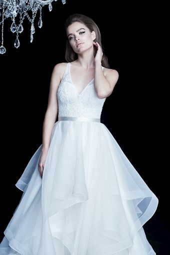 Paloma Blanca 4750