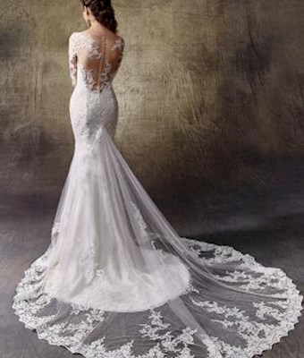 Enzoani Leah