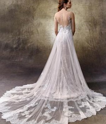 Enzoani Lovely