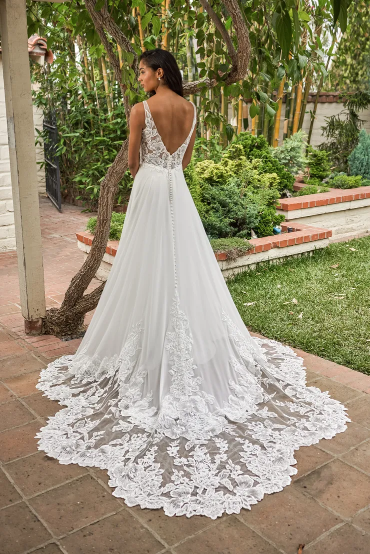 Jasmine - T242010 | Olivier Couture Bridal