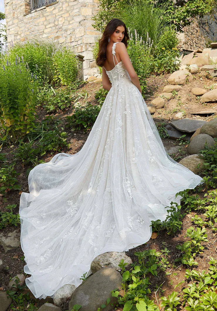 Signature Collection Style #1075 #3 vertical picture