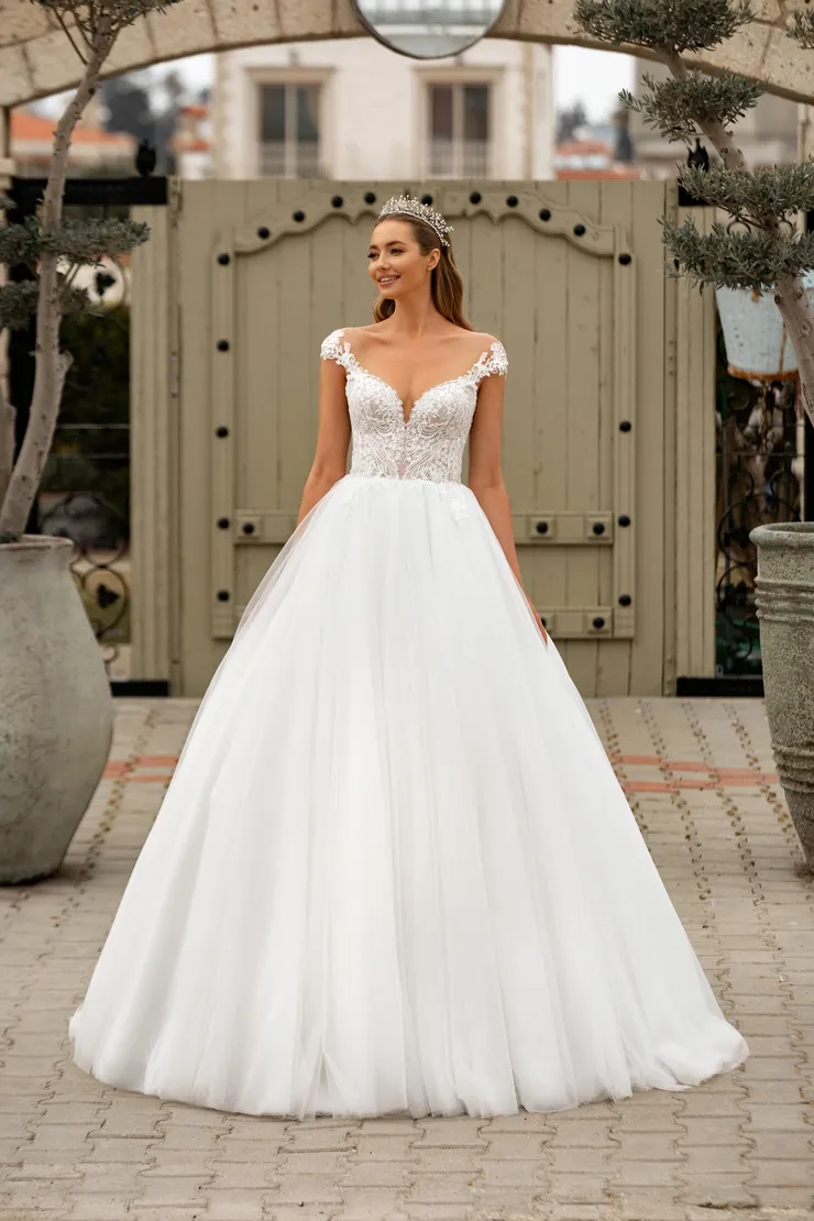 Monica Loretti Style #8195