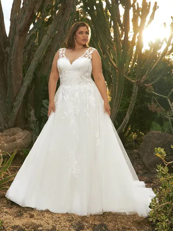 Pronovias Borealis #5 vertical thumbnail