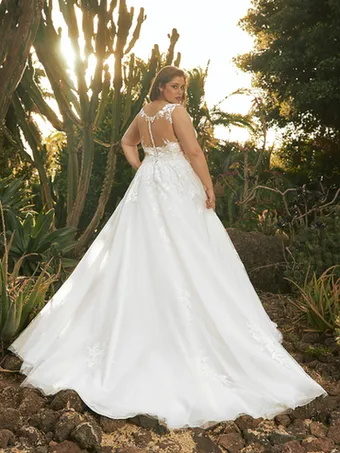 Pronovias Borealis #2 vertical thumbnail