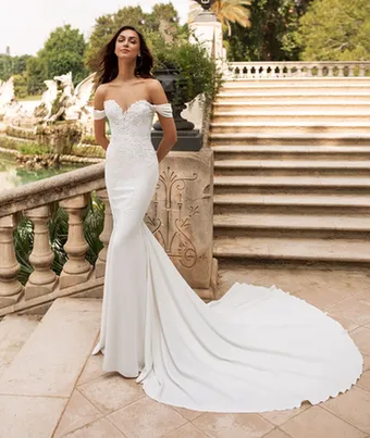 Pronovias Dante #0 default vertical thumbnail
