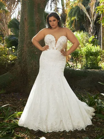Pronovias Fingal #7 vertical thumbnail