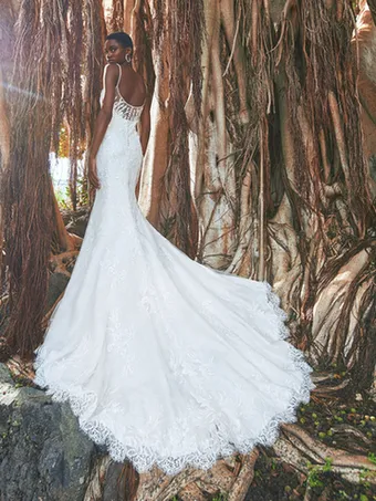 Pronovias Finglas #2 vertical thumbnail