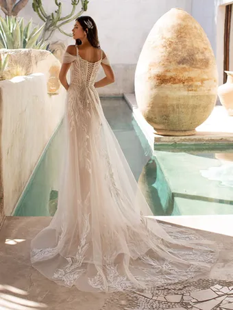 Pronovias Hunter #1 vertical thumbnail