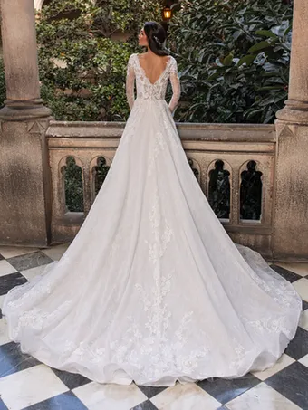 Pronovias Louise #2 vertical thumbnail
