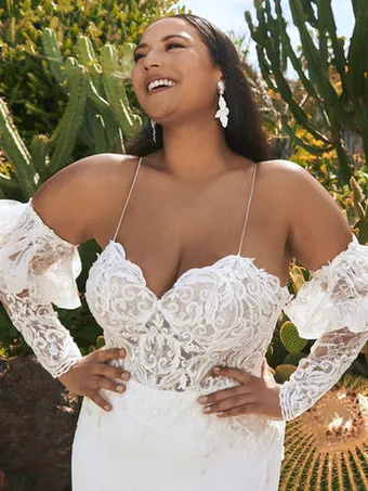 Pronovias Masazir #1 vertical thumbnail