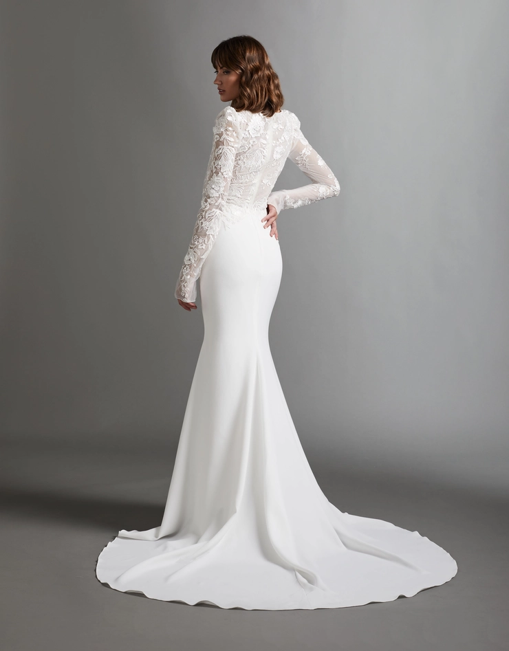 Lazaro 22152