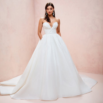 Lazaro 22160