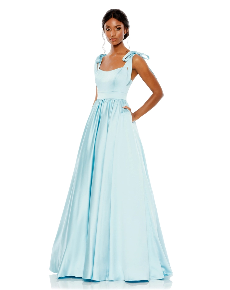 Mac Duggal Style #67981 Default Thumbnail Image