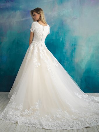 Allure M596