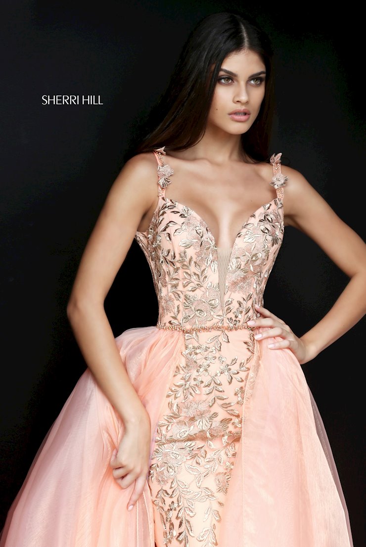robe sherri hill