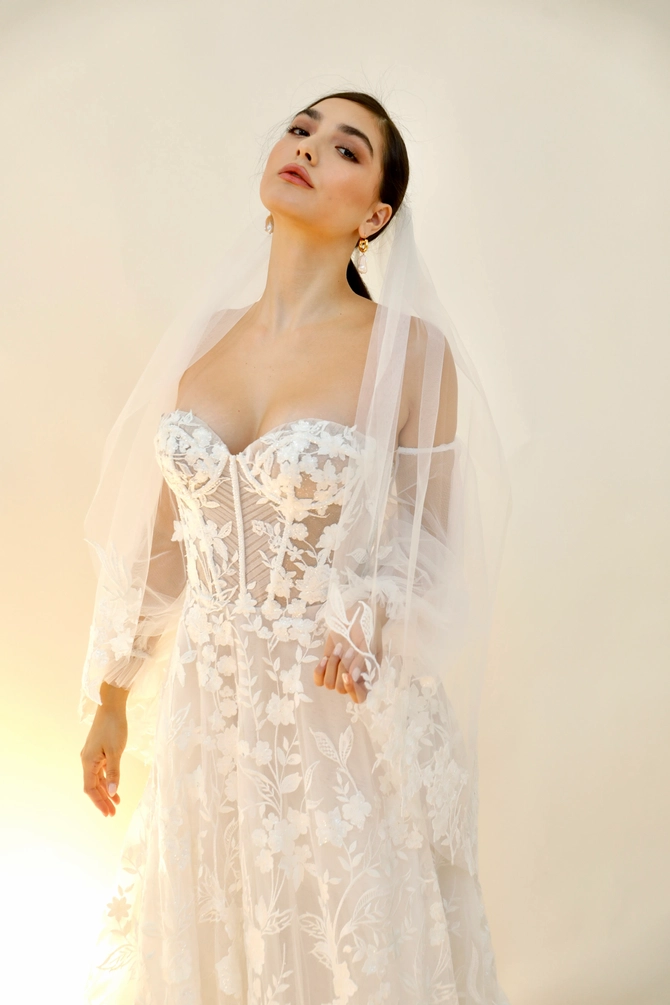 ve-101024_noelia_veil__1_.670.webp