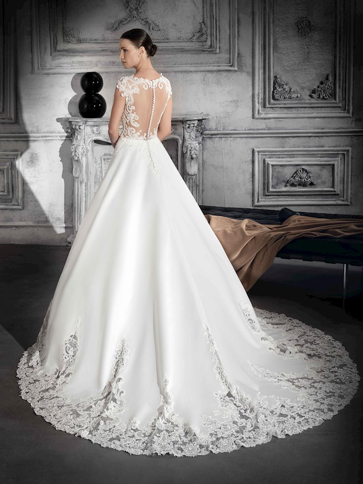 Demetrios Style #812 #1 vertical picture