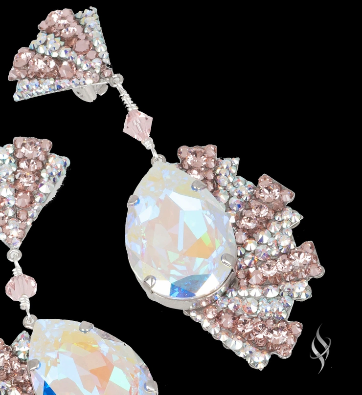 Stefanie Somers Style #Gilda #1 vertical picture