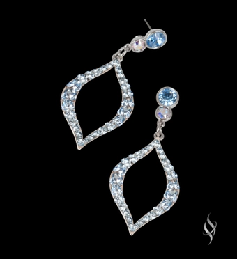 Stefanie Somers Style #Avignon $2 vertical thumbnail