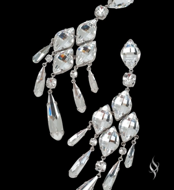 Stefanie Somers Style #Veruschka $4 vertical thumbnail