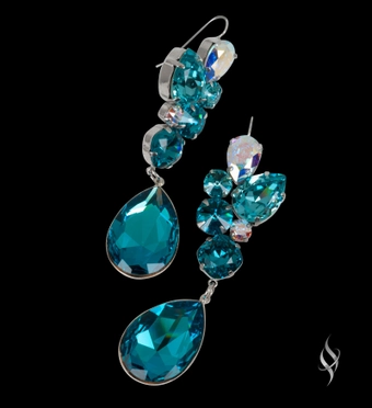 Stefanie Somers Style #Ylianna $9 vertical thumbnail