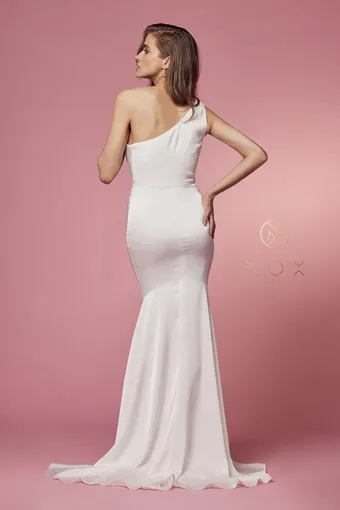 Nox Anabel E483 #3 White vertical thumbnail