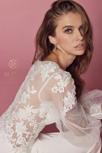 Nox Anabel JE919 #1 White vertical thumbnail