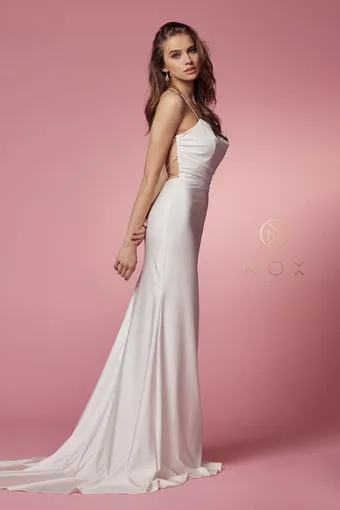 Nox Anabel R472 #4 White vertical thumbnail