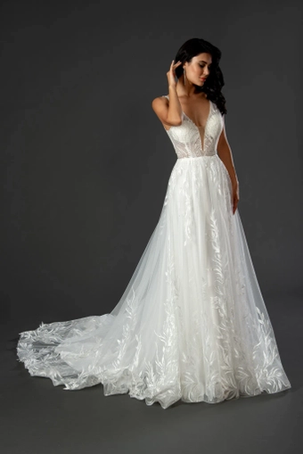 The Beth Collection Style #21076 #0 default frontface vertical thumbnail