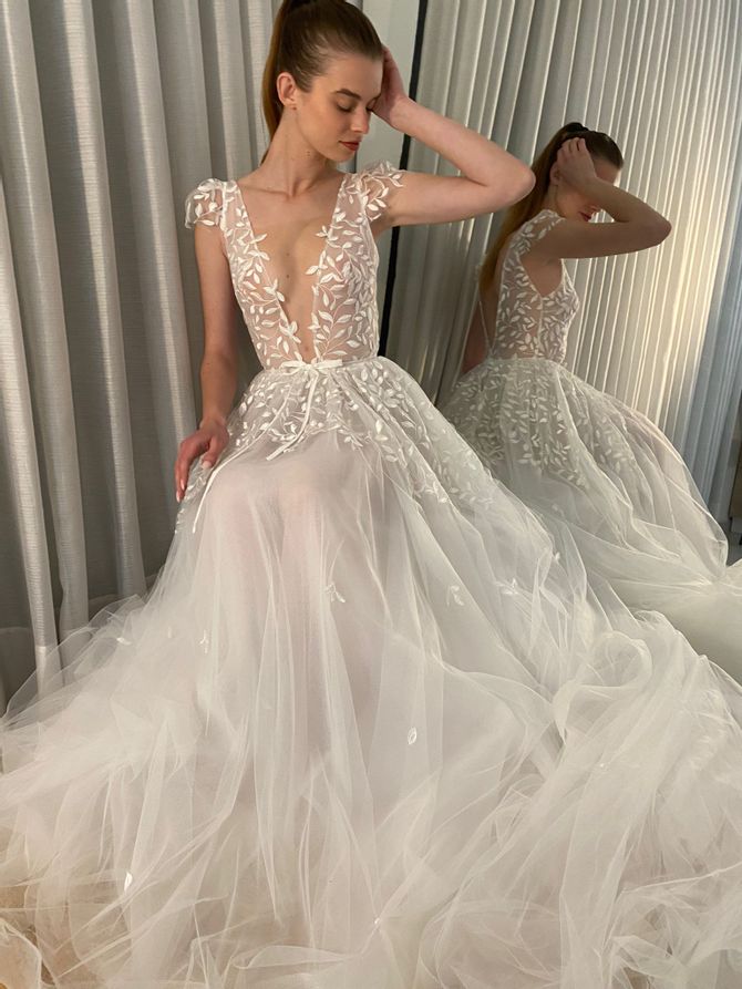 Tal Kedem 2022 Leaf Bridal Dress Nouvelle Vogue Bridal