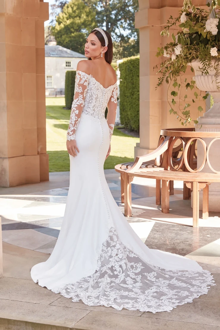 Ford: Square Neck Stretch Crepe Fit and Flare Gown with